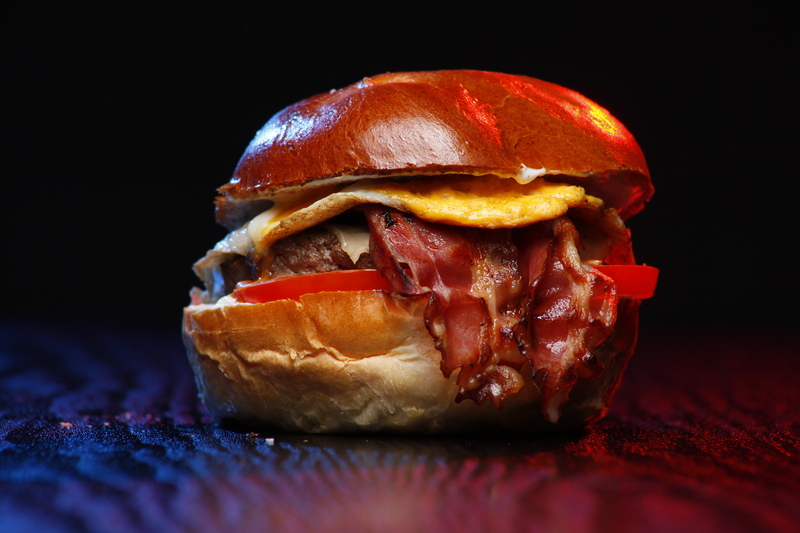 english-breakfast-burger